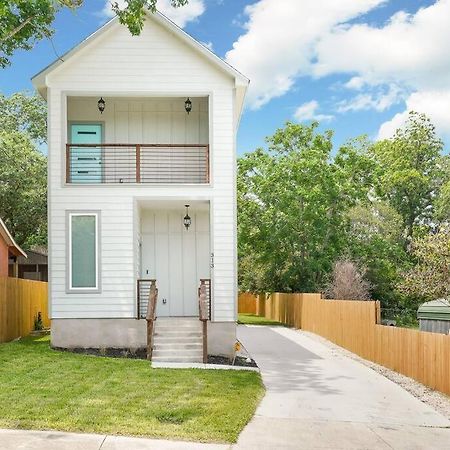 Spacious, Sleeps 6, St Phillips, King Bed San Antonio Exterior photo